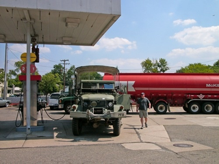 Illustration for article titled Army Invades Dream Cruise, Fills Tank At Speedway